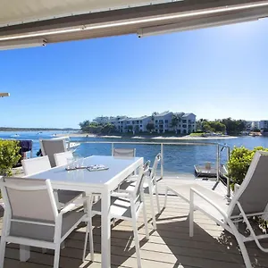 driftwood-4-barbados-crescent-9.queenslandhotels.net/